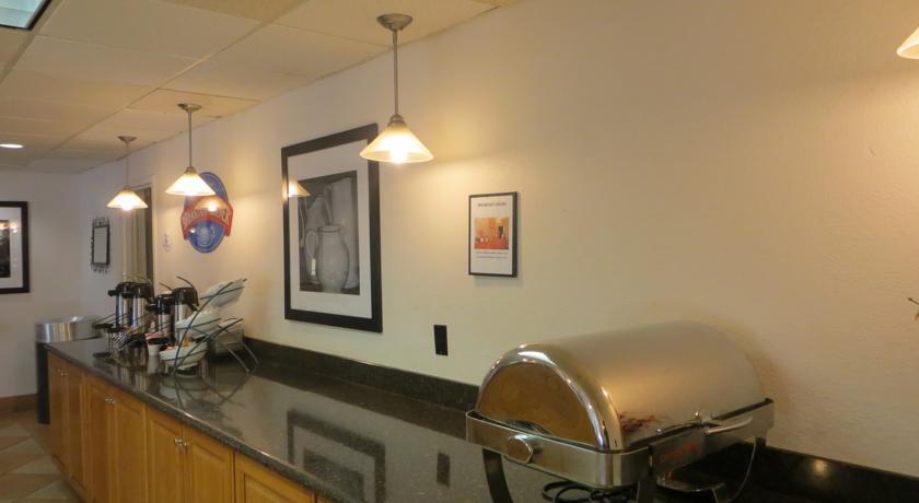 Baymont Inn & Suites Omaha Luaran gambar