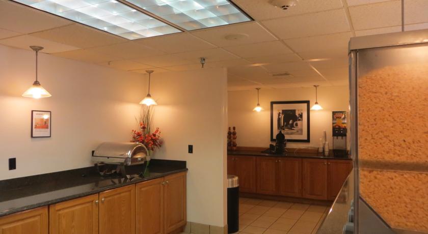 Baymont Inn & Suites Omaha Luaran gambar