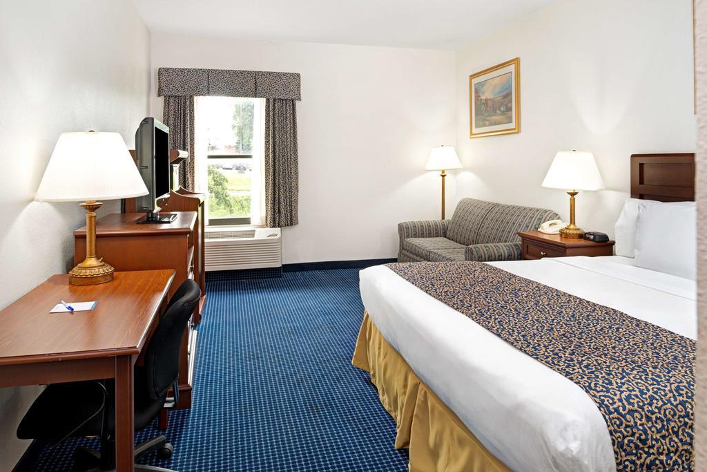 Baymont Inn & Suites Omaha Luaran gambar